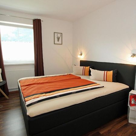 Modern Apartment In Hochgallmigg With Balcony Екстер'єр фото