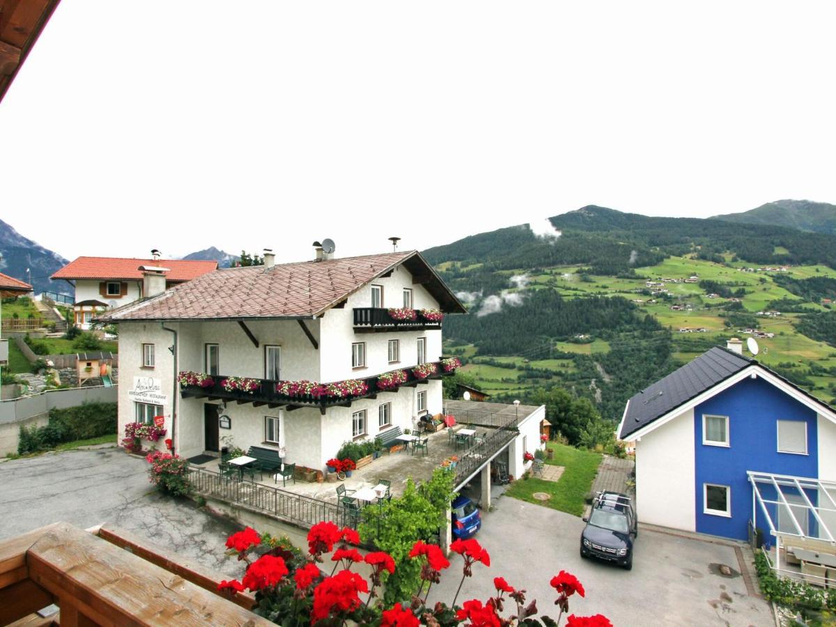 Modern Apartment In Hochgallmigg With Balcony Екстер'єр фото