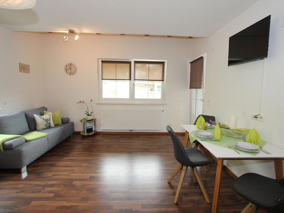 Modern Apartment In Hochgallmigg With Balcony Екстер'єр фото